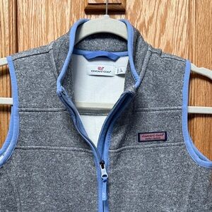 Vineyard Vines Heather Girls Gray Vest with Light Blue Accents size L. NWOT